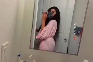 Juicy pussy sloppy head - 26 - Image 1